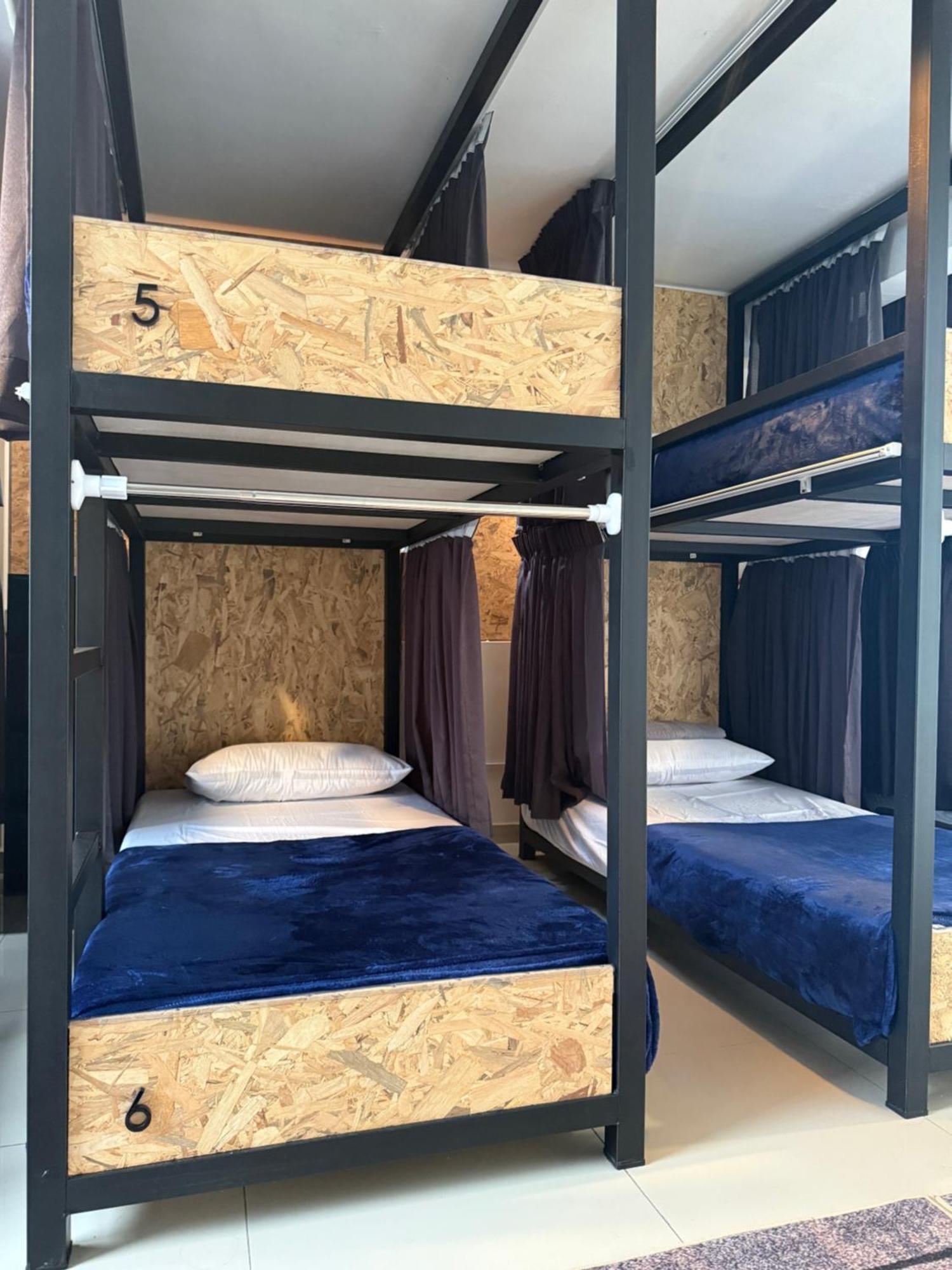 Mix Hostel Kl By Chillout Hostel 八打灵再也 外观 照片